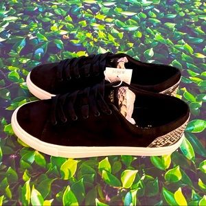 NWT J.Crew Black Snake Accent Sneakers - 8